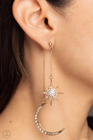 STELLAR SHOWSTOPPER - GOLD PAPARAZZI EARRINGS (PZ-5403)