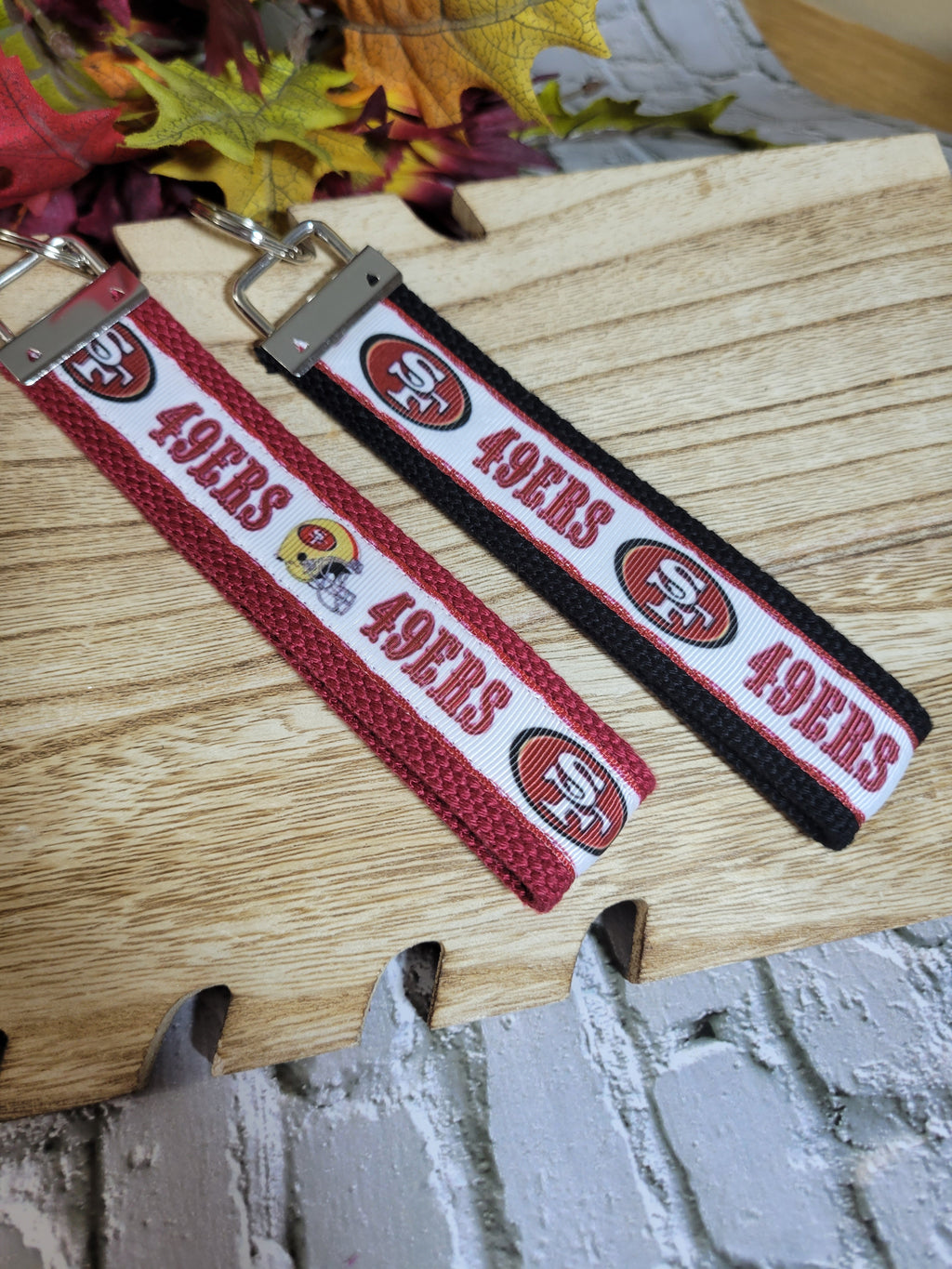 San Francisco 49ers - Country Craft Barn Key Chain (KC-29)