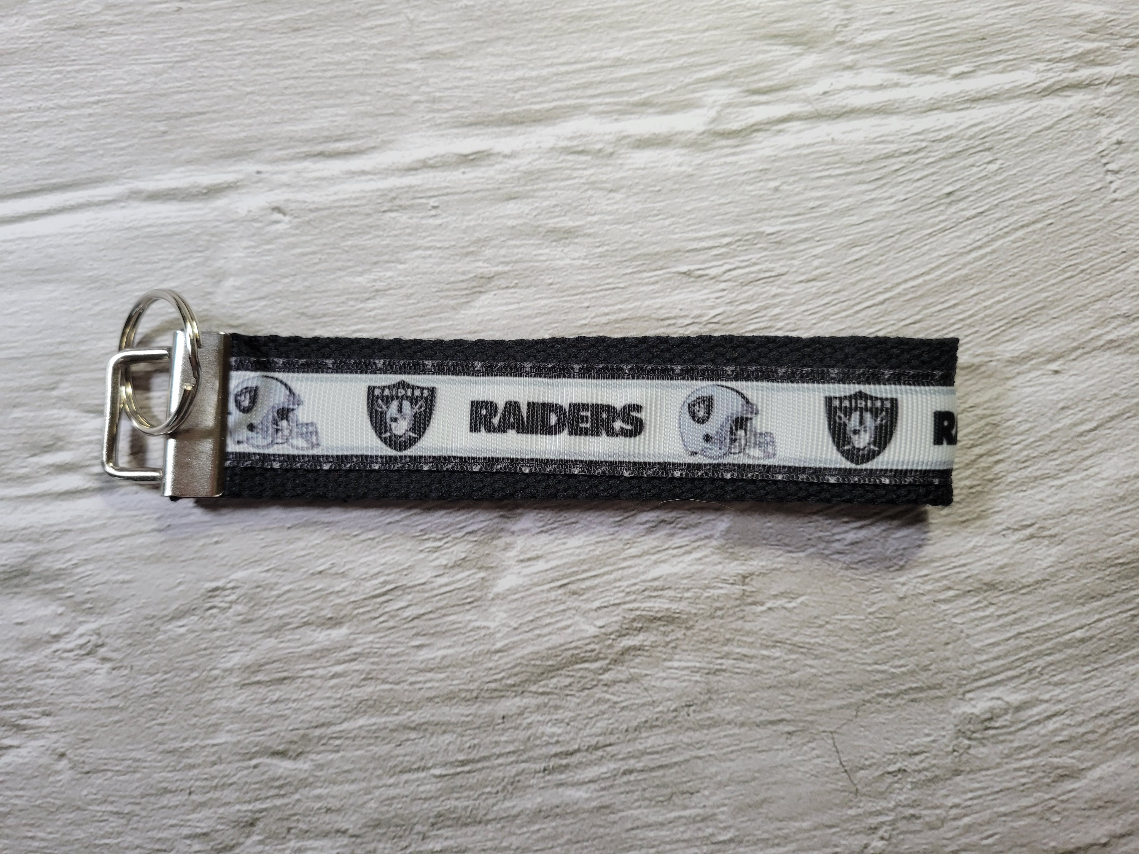 Las Vegas Raiders - Country Craft Barn Key Chain (#42)