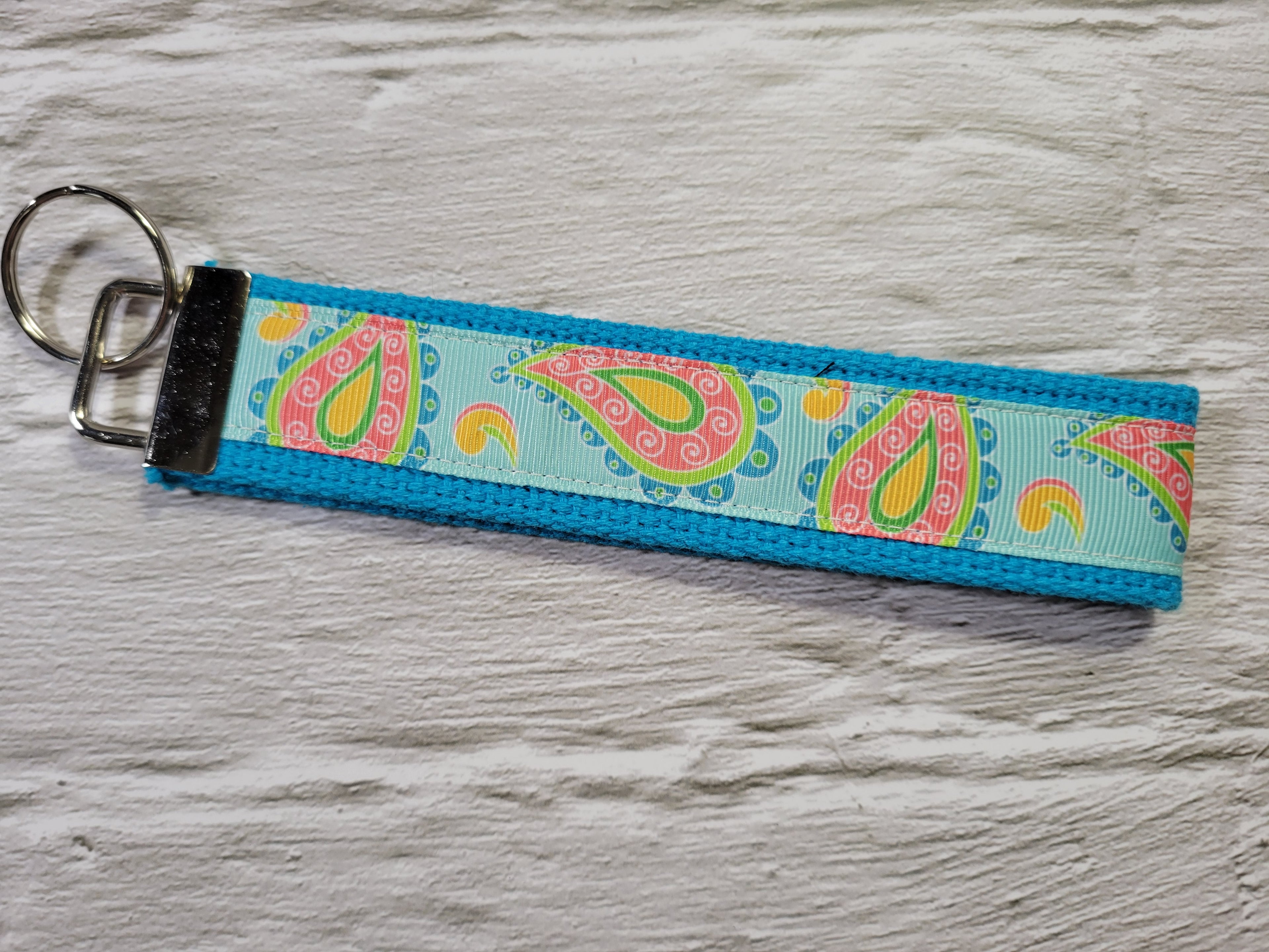 Paisley Print - Pastel Country Craft Barn Key Chain (#6)