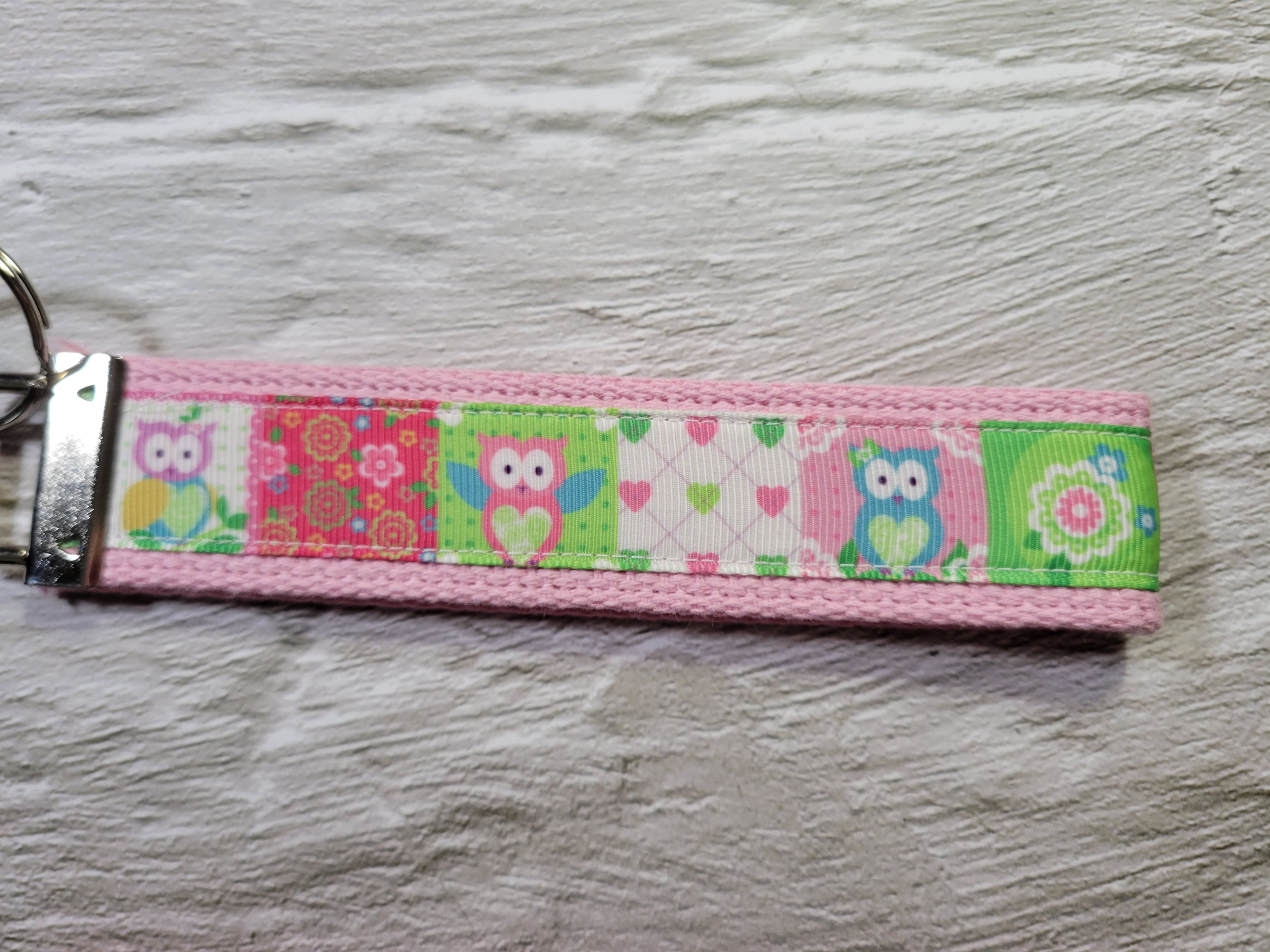 Owl - Country Craft Barn Key Chain (#8)