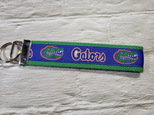 Florida Gators - Country Craft Barn Key Chain (#19)