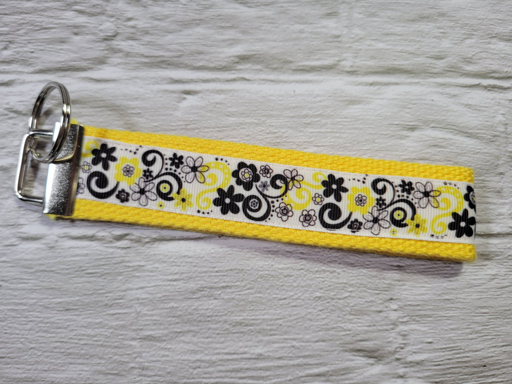 Floral Swirls - Country Craft Barn Key Chain (#41)
