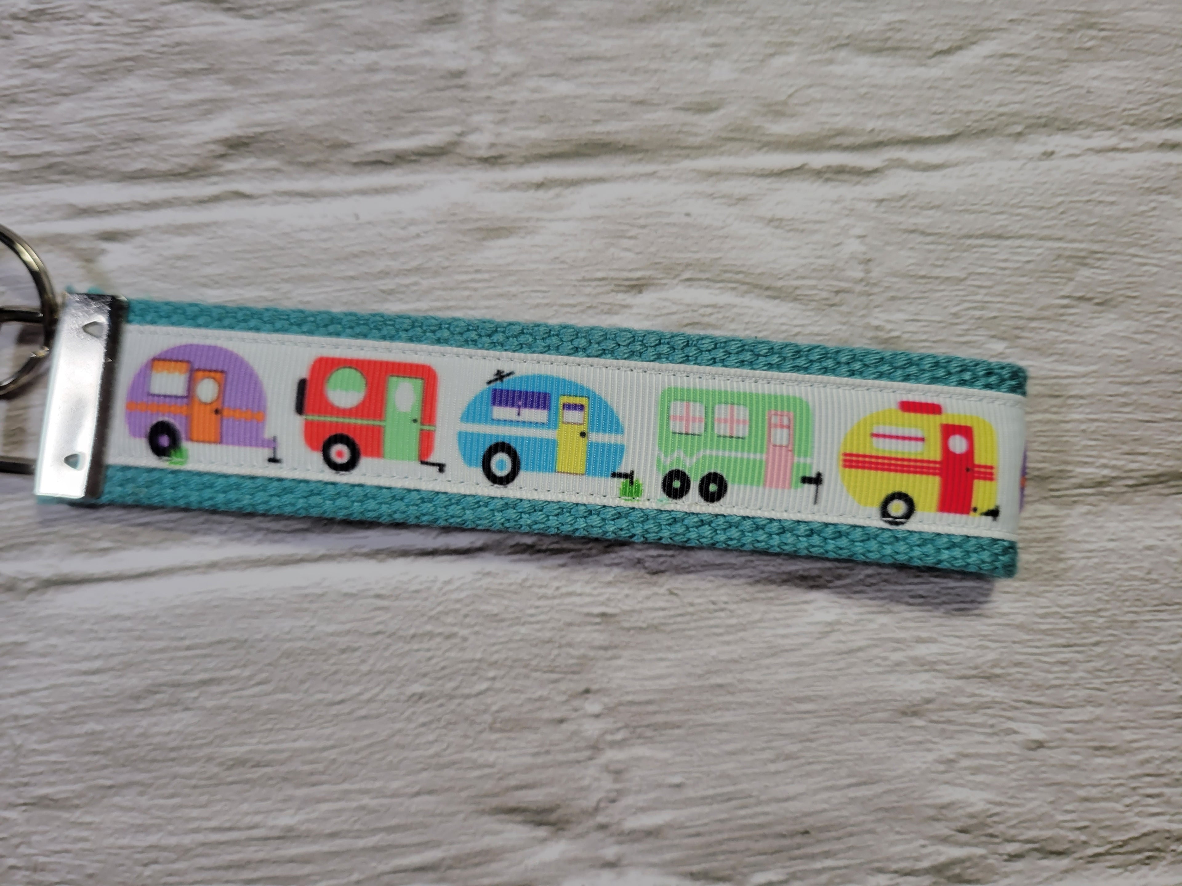 Camper - Country Craft Barn Key Chains (#27)