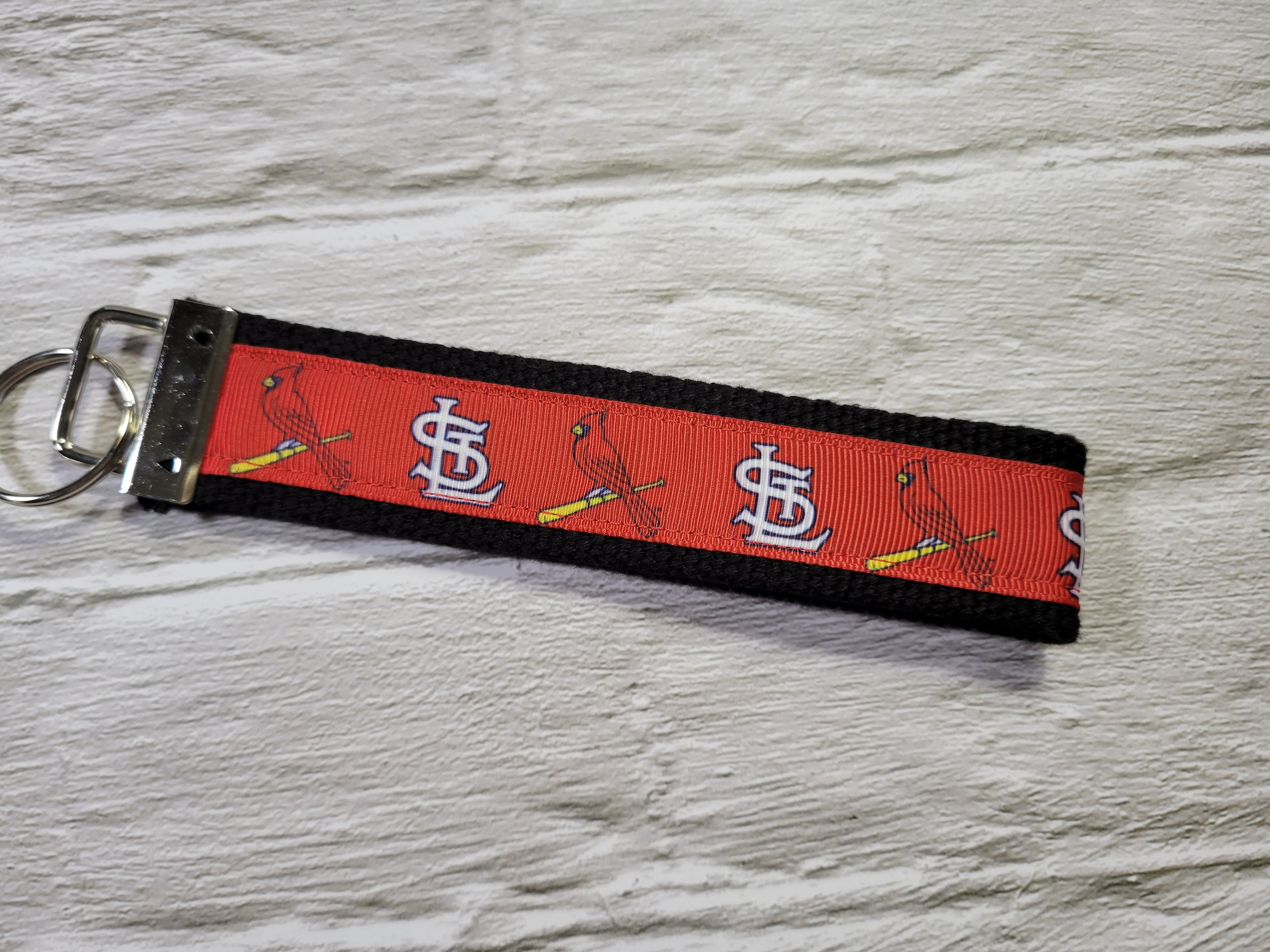 St Louis Cardinals - Single Bird - Country Craft Barn (#20)