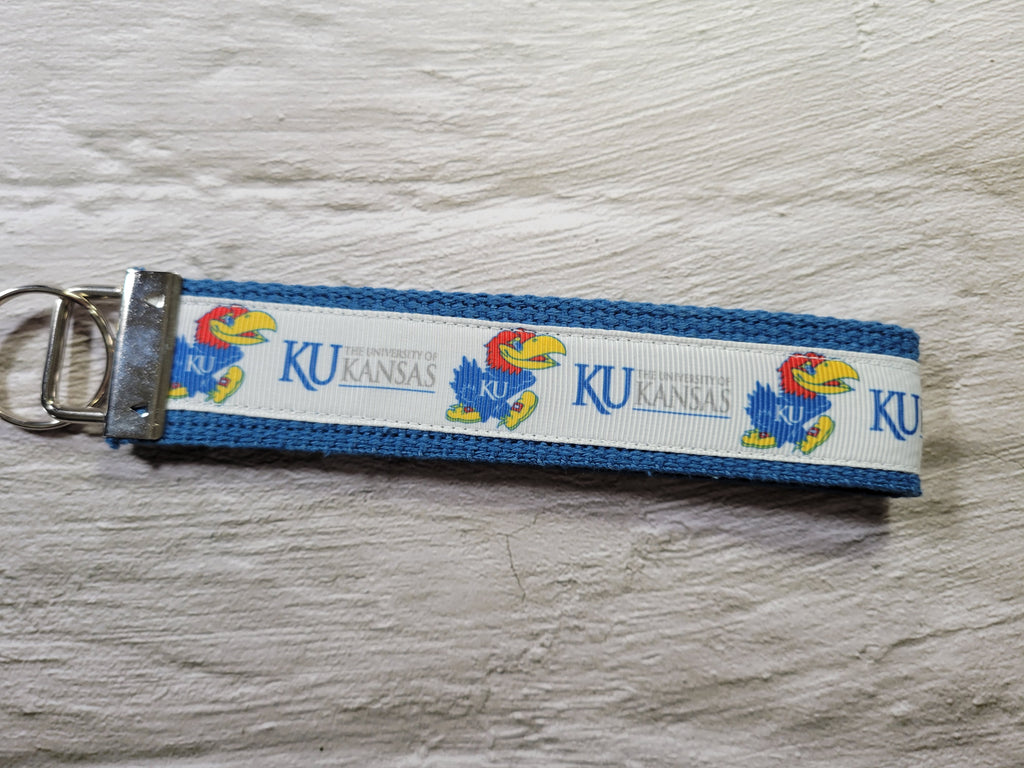 Kansas University - KU - Country Craft Barn Key Chain (KC-59)