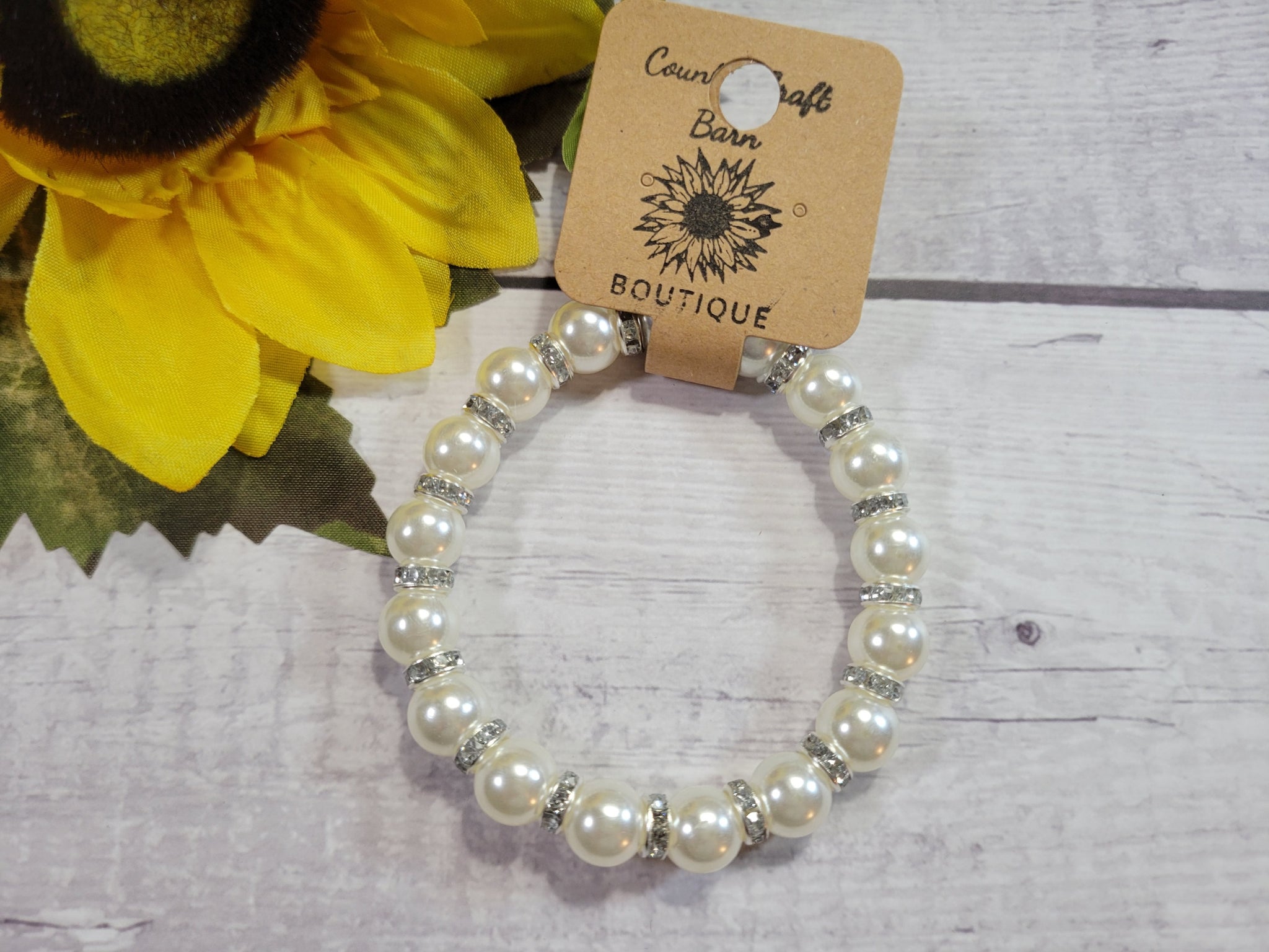 Pearl Princess White Country Craft Barn Bracelet (#302)