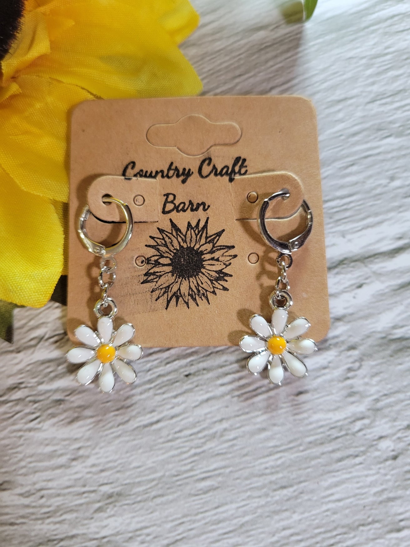Lovely Daisy - Multiple Colors - Country Craft Barn Earrings (#068)
