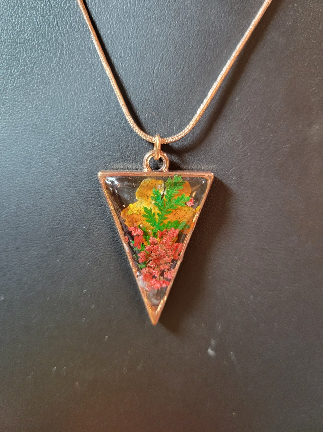 Country Edge - Copper Country Craft Barn Necklace (#527)