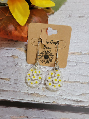 Field of Daisies - White Country Craft Barn Earrings (#055)