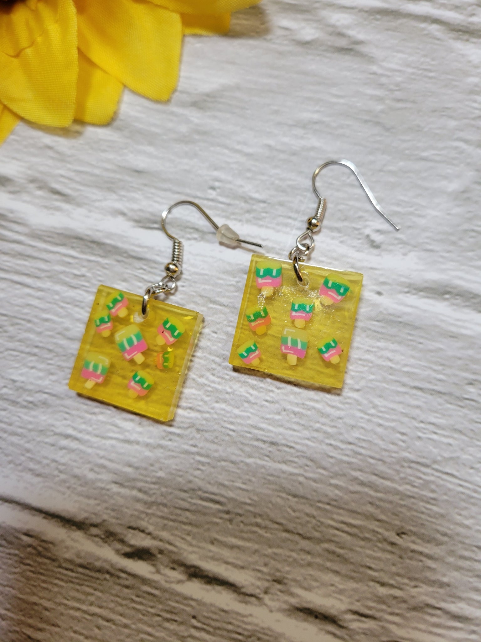 Ice Cream Treat - Yellow Country Craft Barn Earrings (#108)