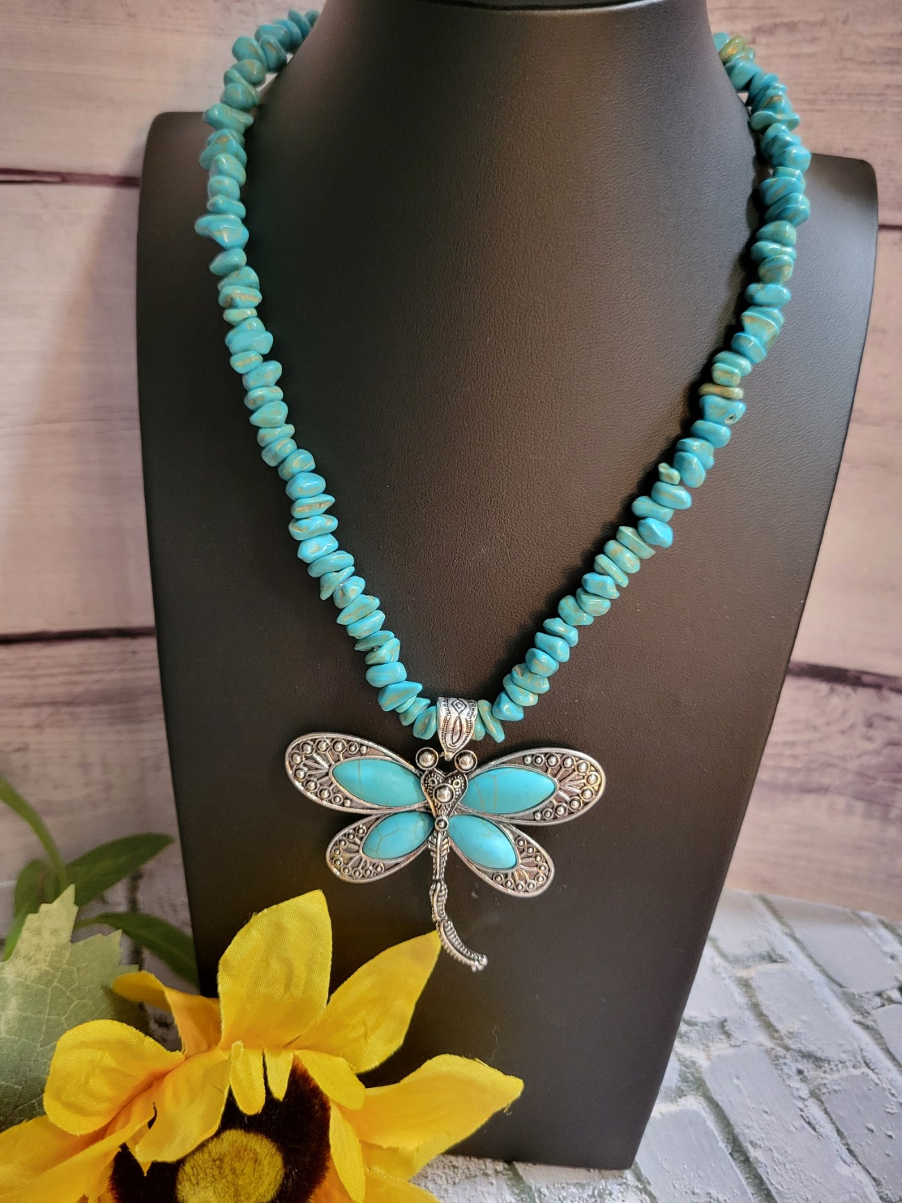 Dragonfly Beauty - Blue Country Craft Barn Necklace (#540)