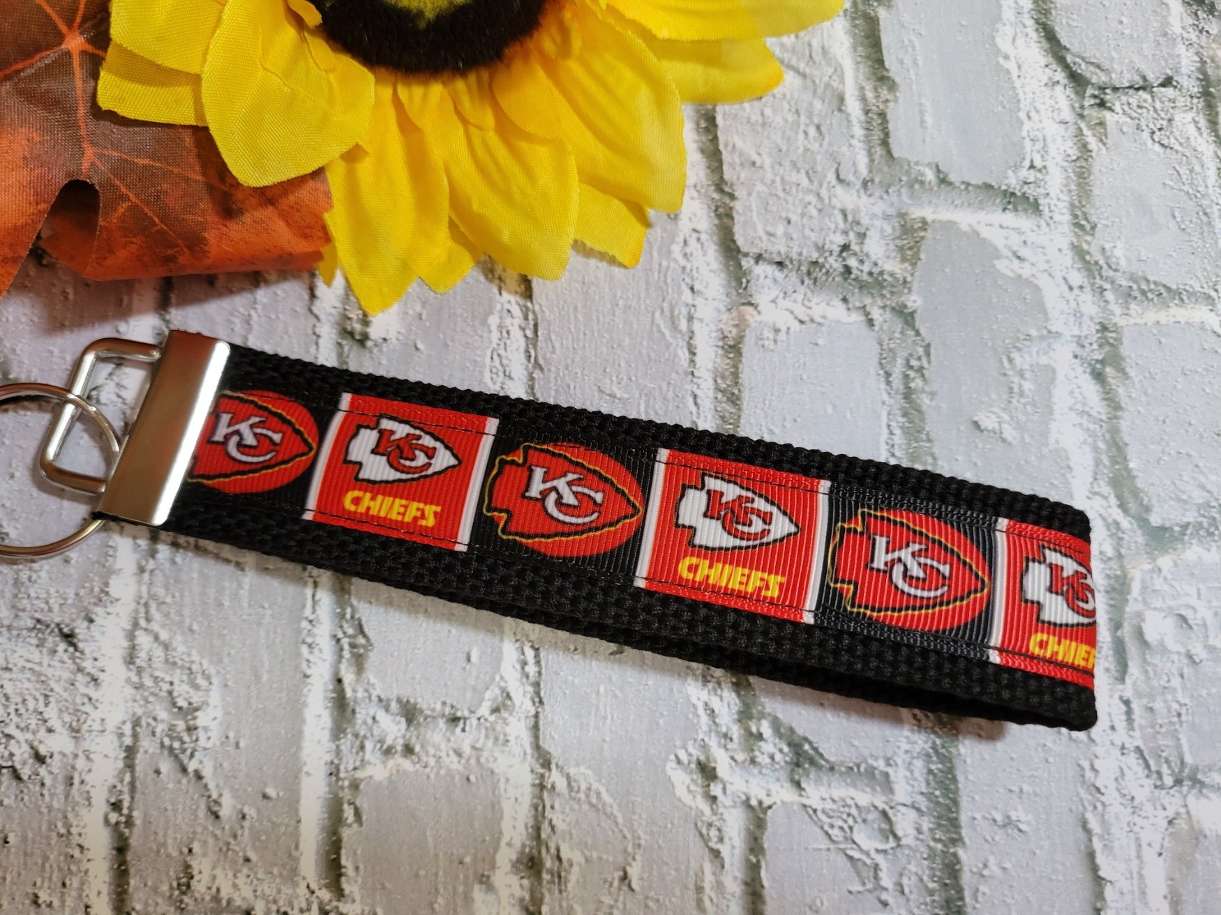 KC Chiefs - Block Pattern - Country Craft Barn Key Chain (#67)