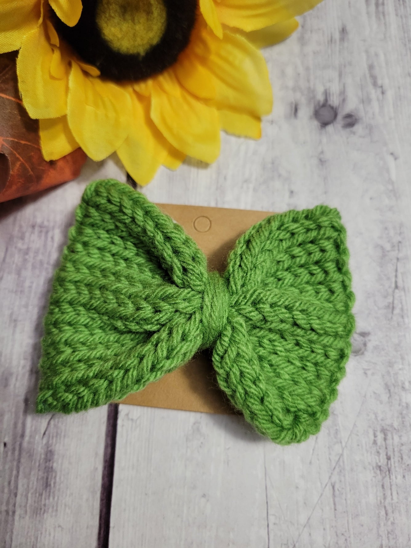 Grass Green - Country Craft Barn Hair Clip (#3507)