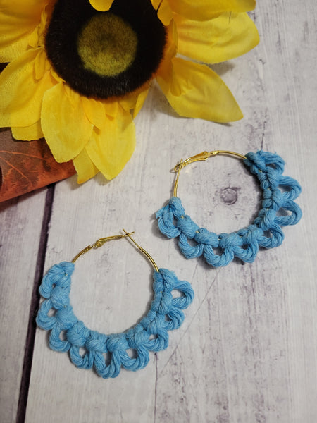 Lark Head Loop - Sky Blue Country Craft Barn Earrings (#183)