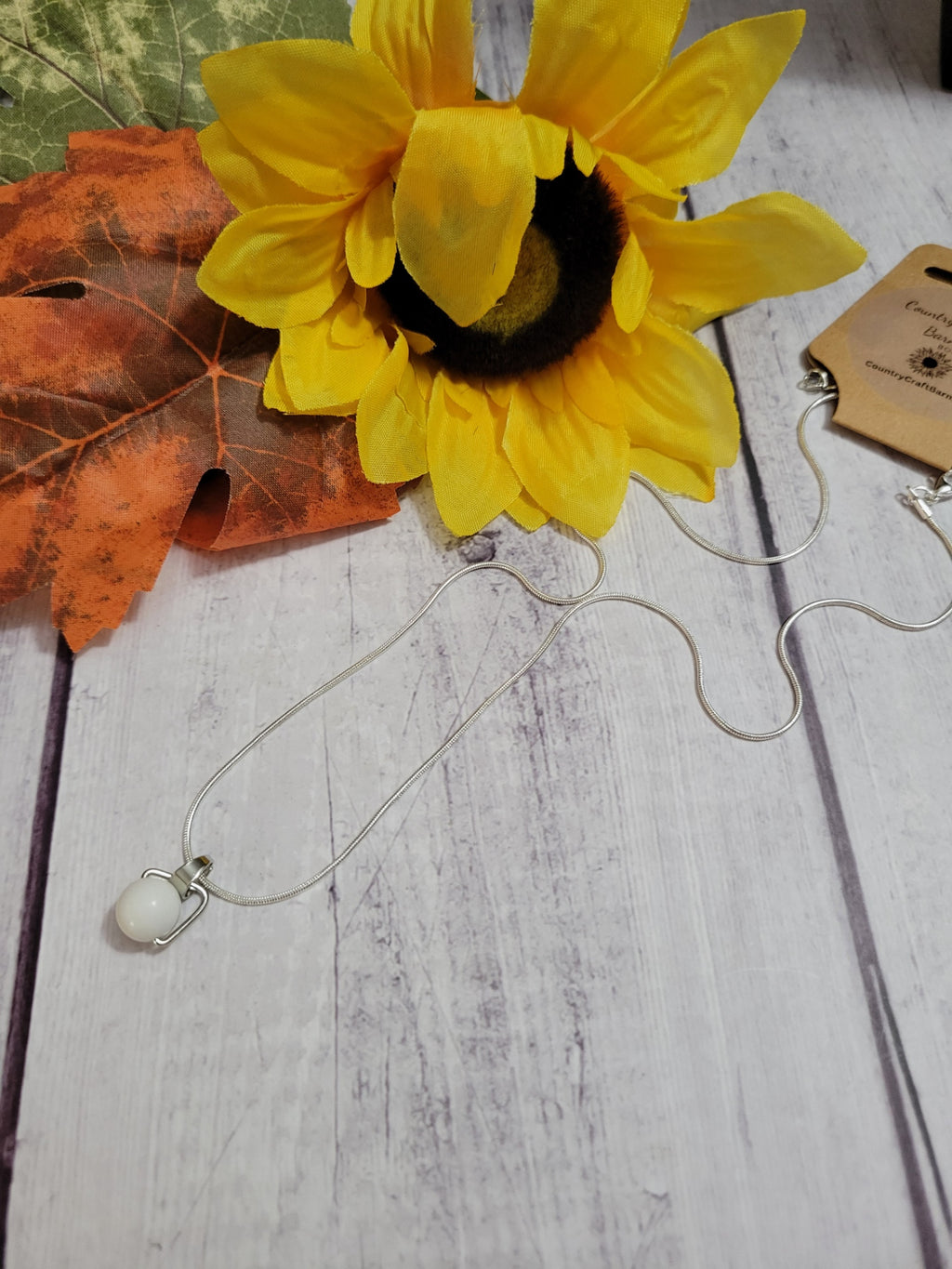 Dainty Drop - White Howlite Country Craft Barn Necklace (#583)