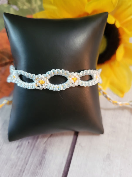 Daisy Chain - Light Blue Country Craft Barn Urban Bracelet (#368)