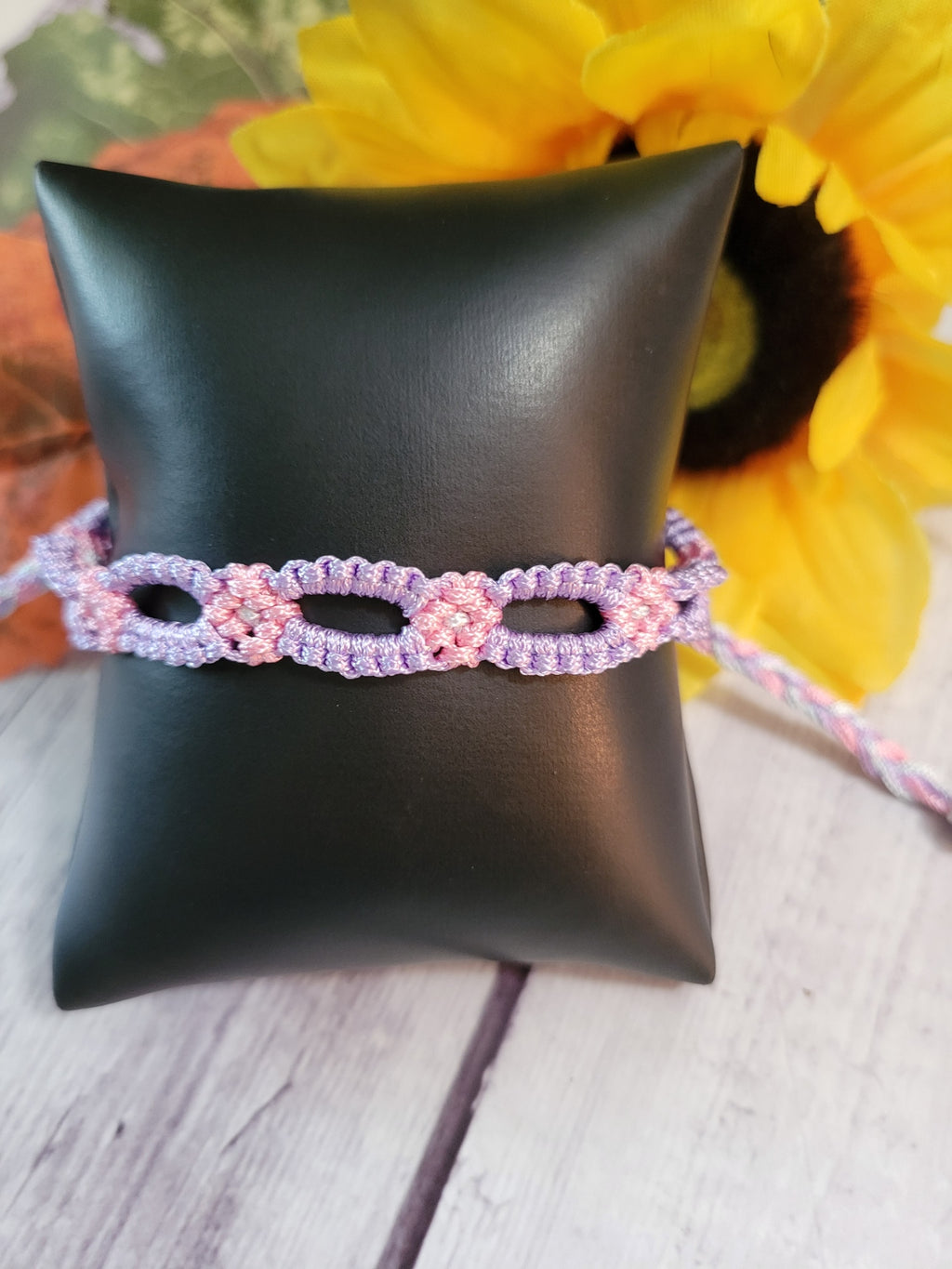 Daisy Chain - Purple Country Craft Barn Urban Bracelet (#365)