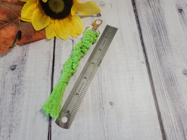 Square Knot Twist - Lime Green Country Craft Barn Key Chain (#88)