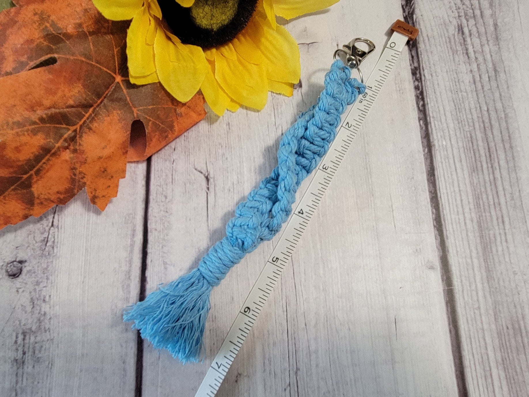 Square Knot Twist - Sky Blue Country Craft Barn Key Chain (KCM-86)