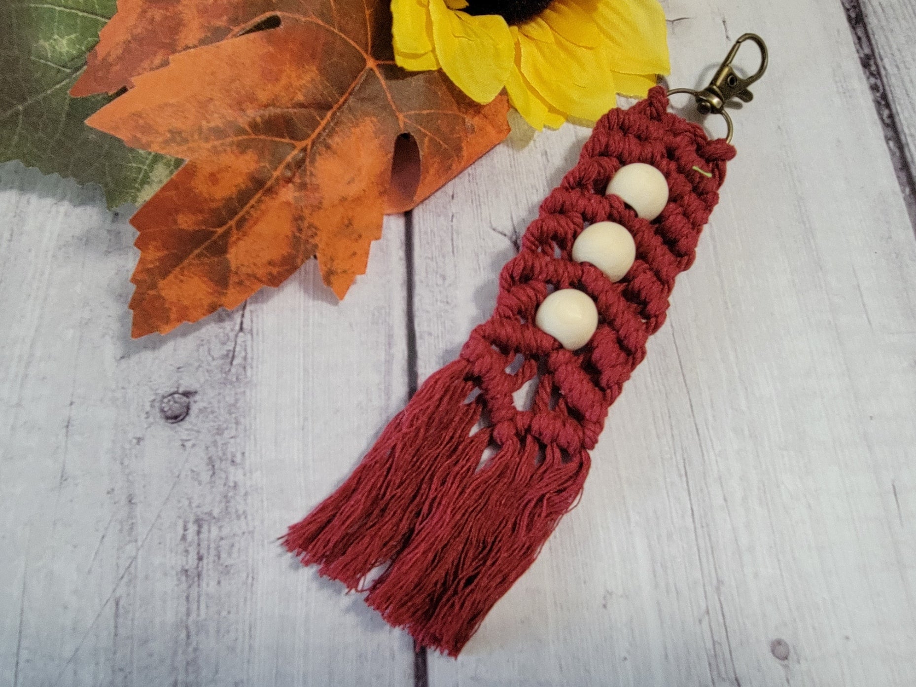 Double Half Hitch - Dark Rust Country Craft Barn Key Chain (KCM-82)