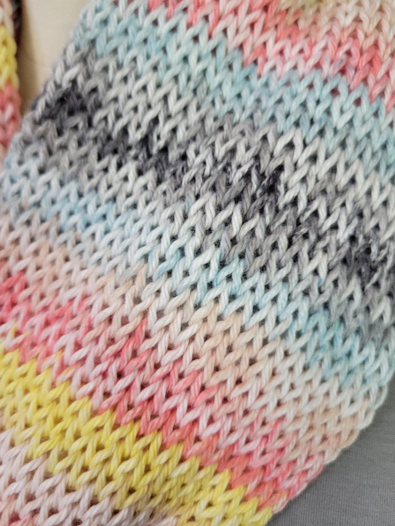 City Beat - Multi Colored Country Craft Barn Infinity Scarf (SC-1024)