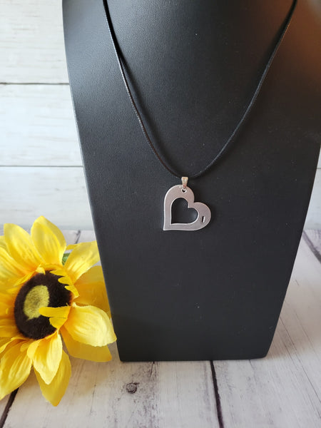 "I" Initial Necklace - Black Country Craft Barn Necklace (609)