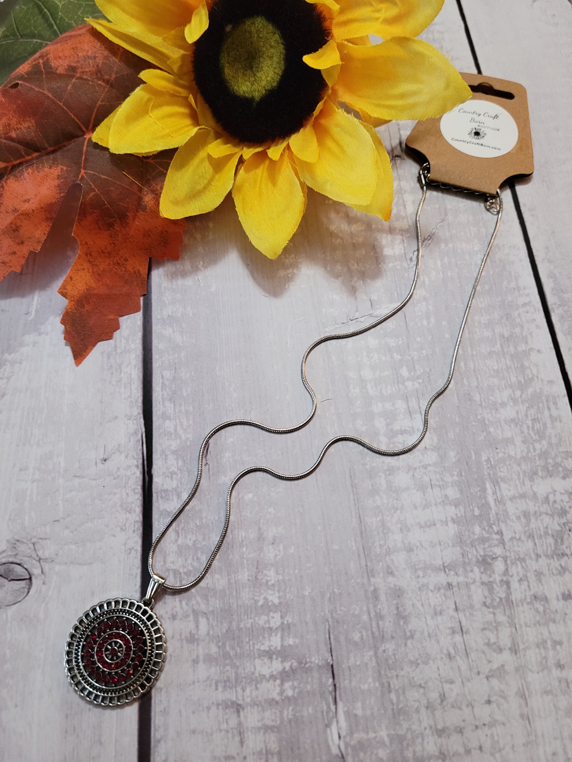 Pinwheel Pendant - Red Country Craft Barn Necklace (NL-506)
