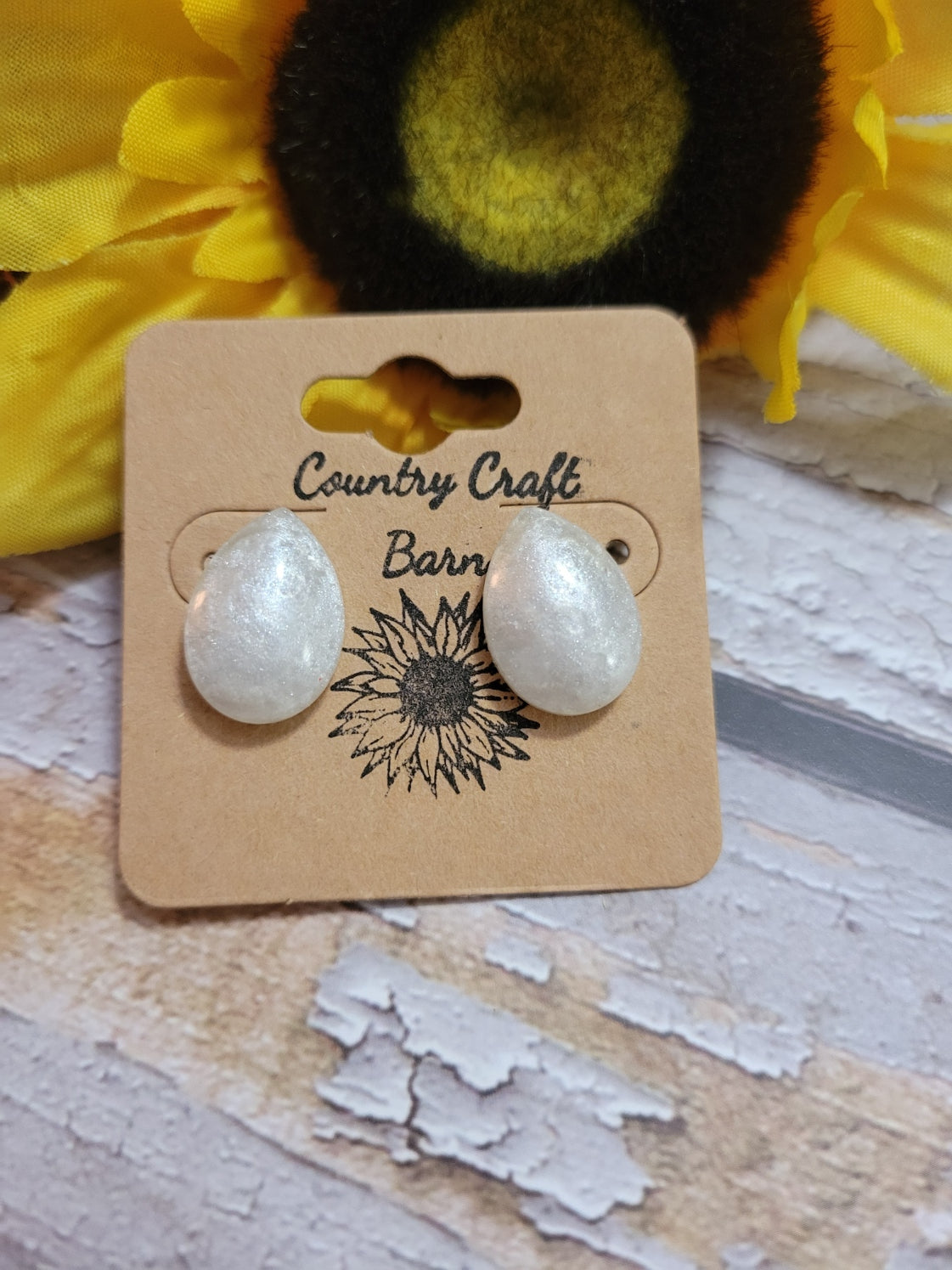 Pearl River Teardrop - White Country Craft Barn Earrings (E-275)