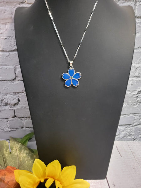 Fun Florals - Blue Country Craft Barn Necklace (#640)