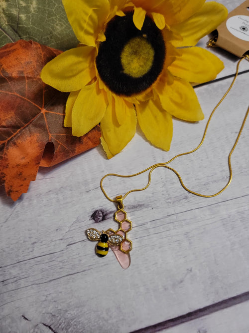 Bee-u-tiful Jewels - Gold Bumble Bee Country Craft Barn Necklace (#642)