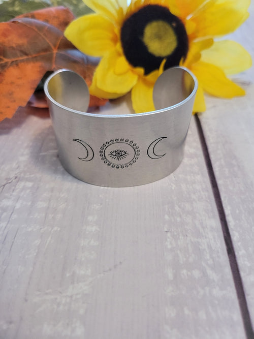 Boho Boss - Silver Clasp Country Craft Barn Bracelet (B-376)