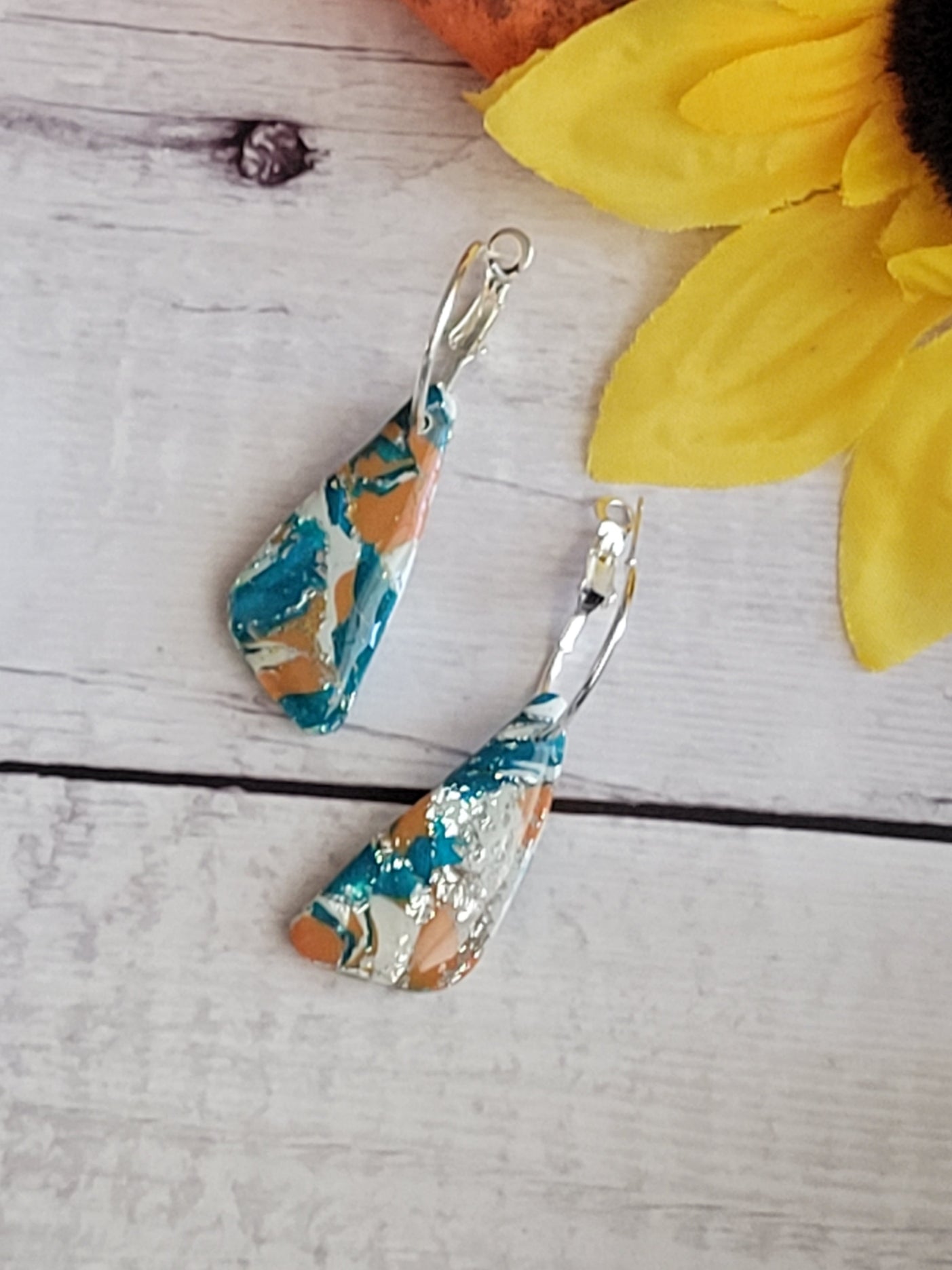 Southwest Canvas - Multi Color Country Craft Barn Earrings (#309E)