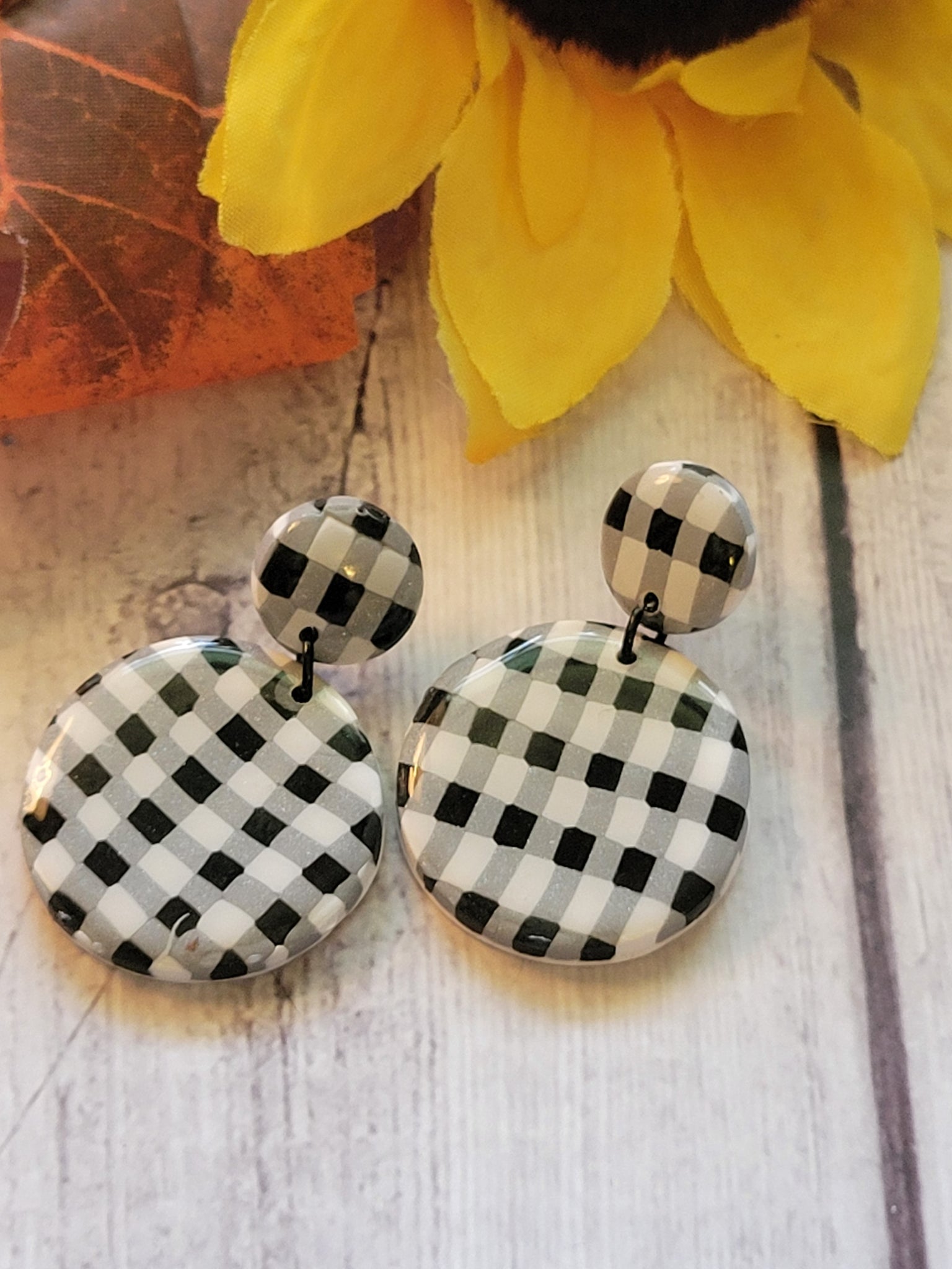 Gingham Girl - Black/White Country Craft Barn Earrings (#327E)