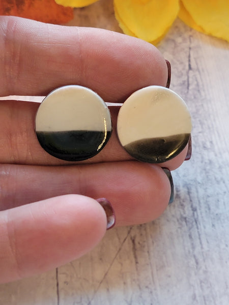 Monochrome Elegance - Black/White Country Craft Barn Earrings (#328E)