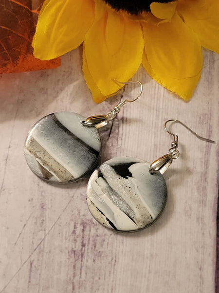 Desert Mirage - Gray Country Craft Barn Earrings (#343E)