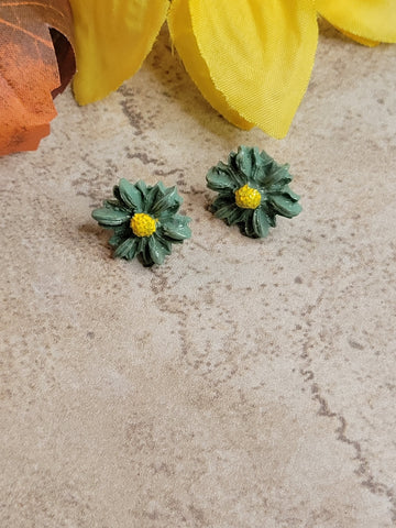 Meadow Bloom - Green Country Craft Barn Earrings (#357E)