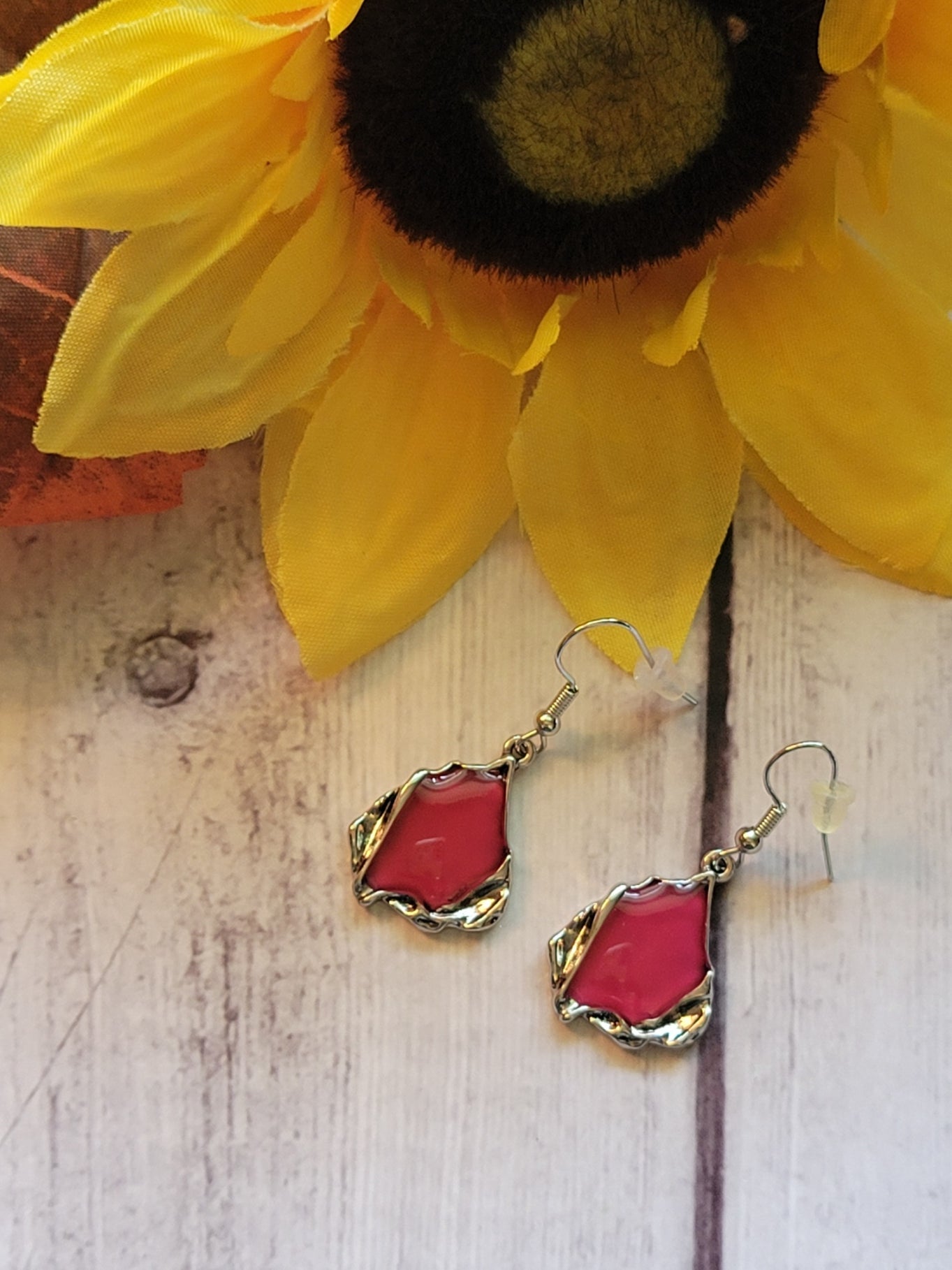 Melted Metal- Translucent Red Country Craft Barn Earrings (#365E)