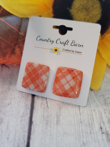 Cozy Corners -Vermillion Red Country Craft Barn Earrings (386E)