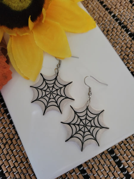 Webbed Whispers - Black/White Country Craft Barn Earrings (393E)