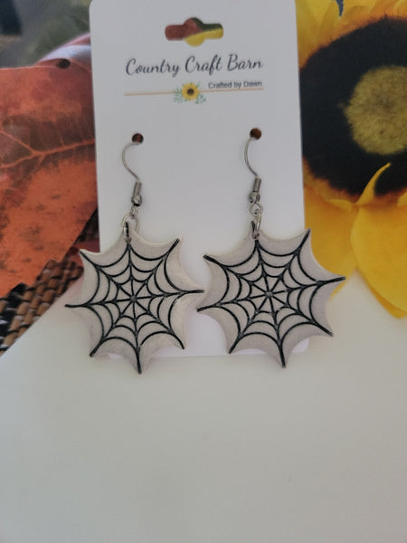 Webbed Whispers - Black/White Country Craft Barn Earrings (393E)