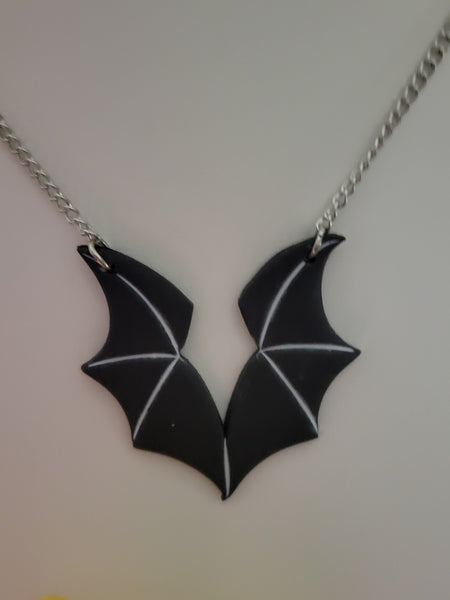 Wingbound - Black Country Craft Barn Necklace (#653)