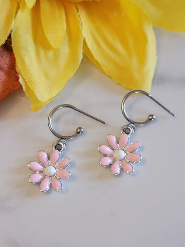 Lovely Daisy Hoop - Pink Country Craft Barn Earrings (#399E)