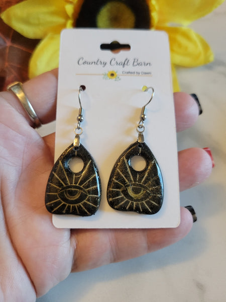 Shadow Seer - Black/Gold Smaller Size Country Craft Barn Earrings (#401E)