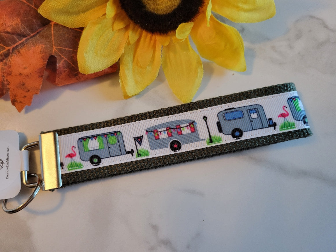 Campers - Olive Green Country Craft Barn Key Chains (KC-61)