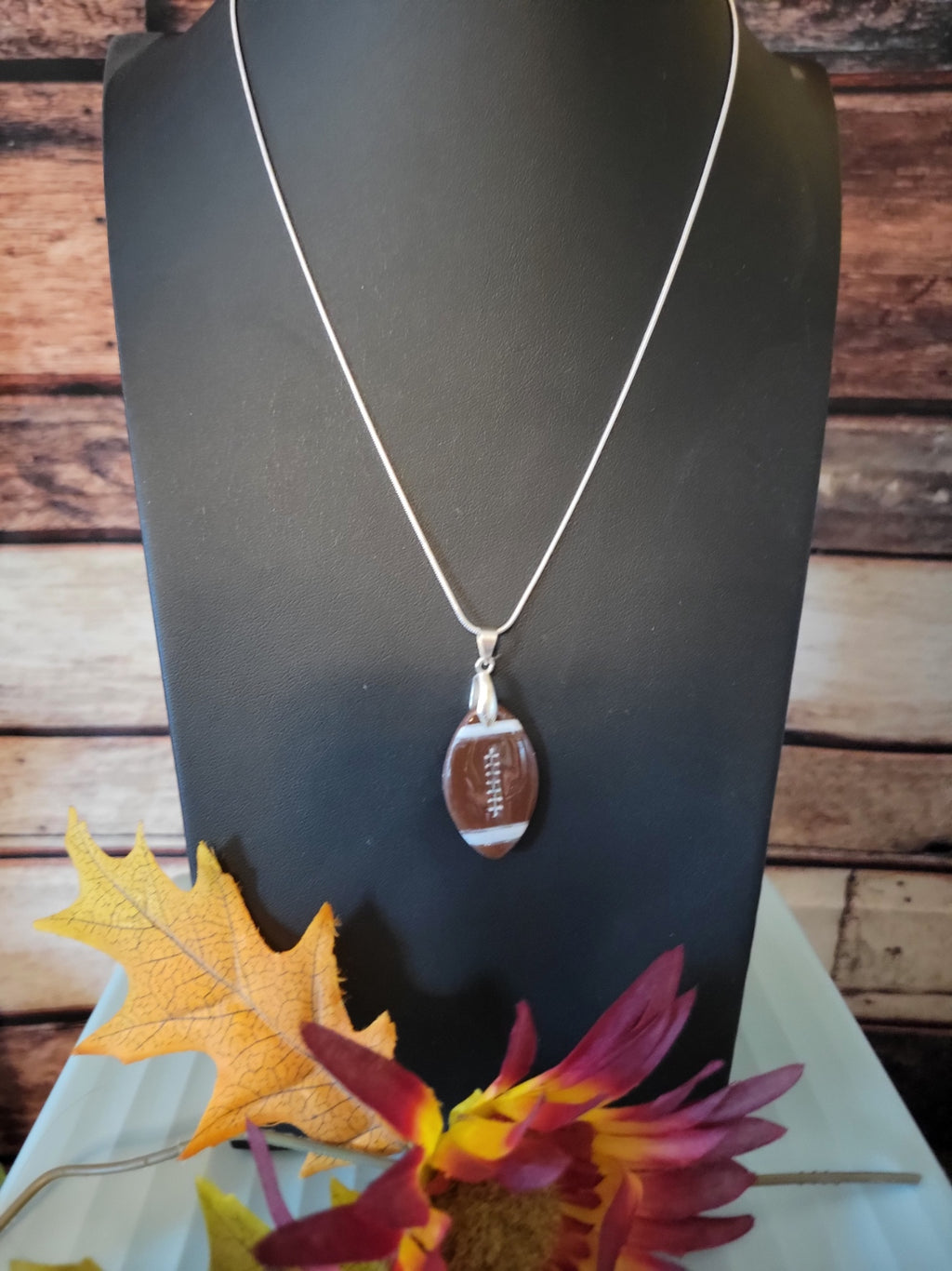🏈 Gridiron Glam 🏈 - Brown Country Craft Barn Necklace (NL-655)