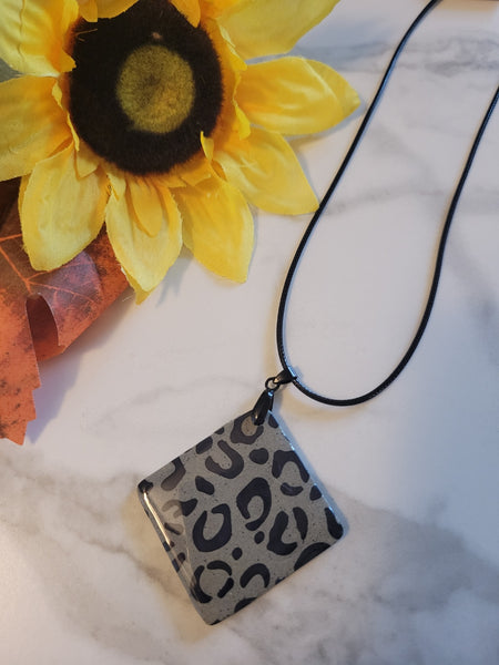 Urban Jungle - Multi Country Craft Barn Necklace (NL-657)