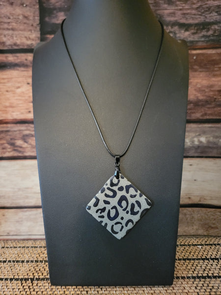 Urban Jungle - Multi Country Craft Barn Necklace (NL-657)