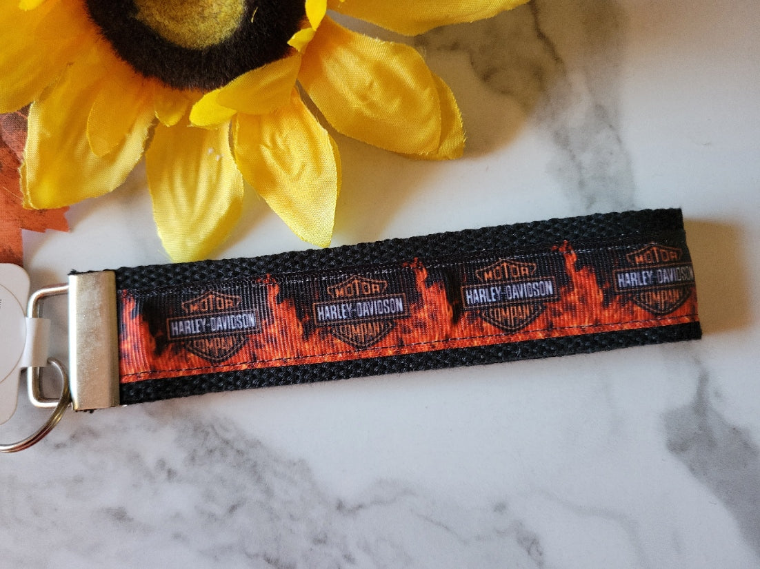 Harley Davidson - Country Craft Barn Key Chain (KC-106)