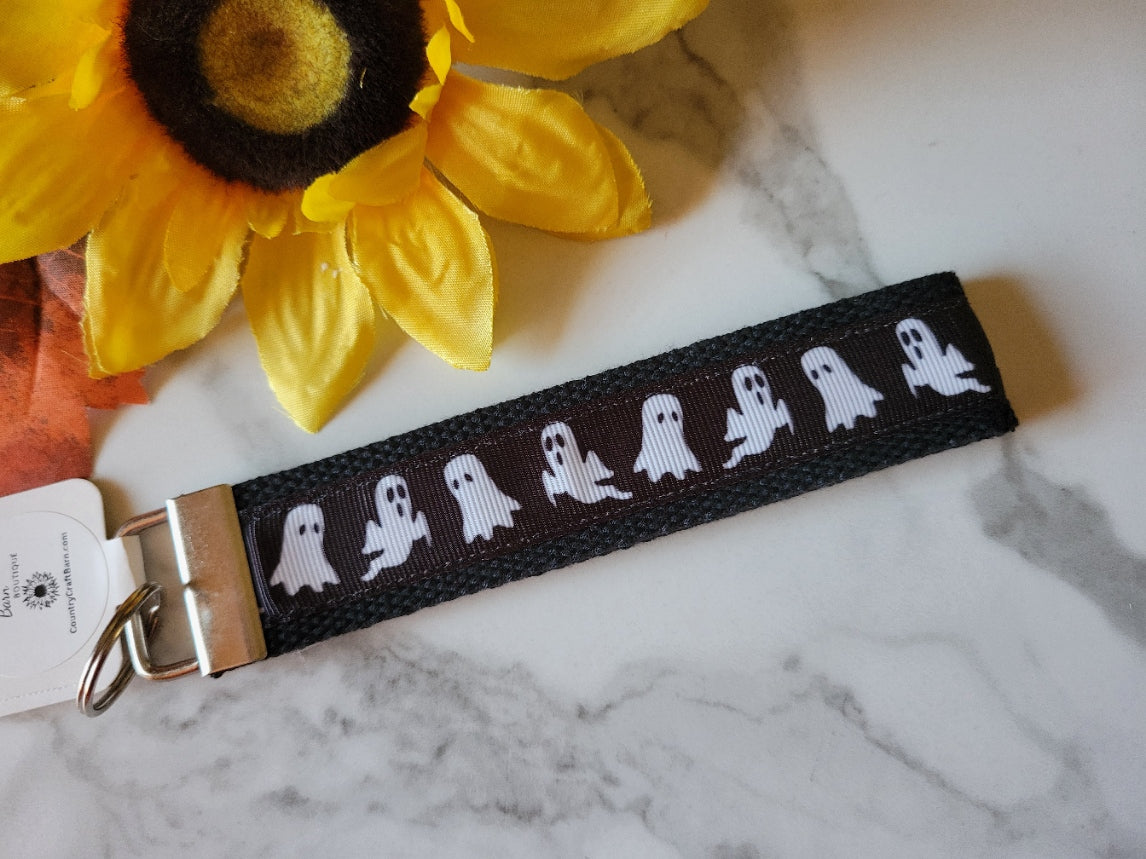 Floating Ghost - Black Country Craft Barn Key Chain (KC-107)